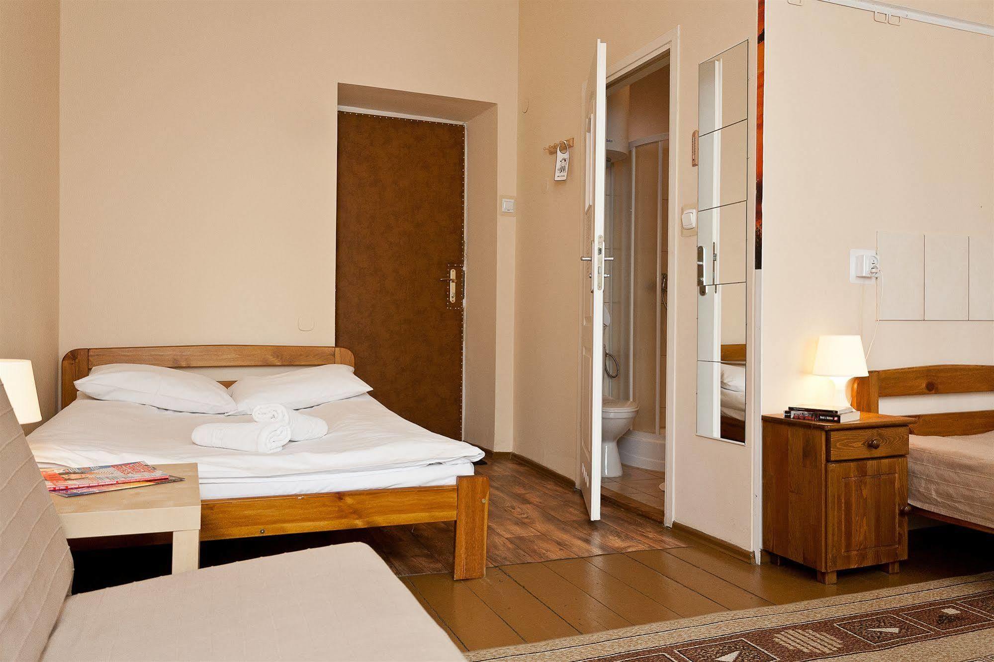 Enigma Hostel Krasków Εξωτερικό φωτογραφία