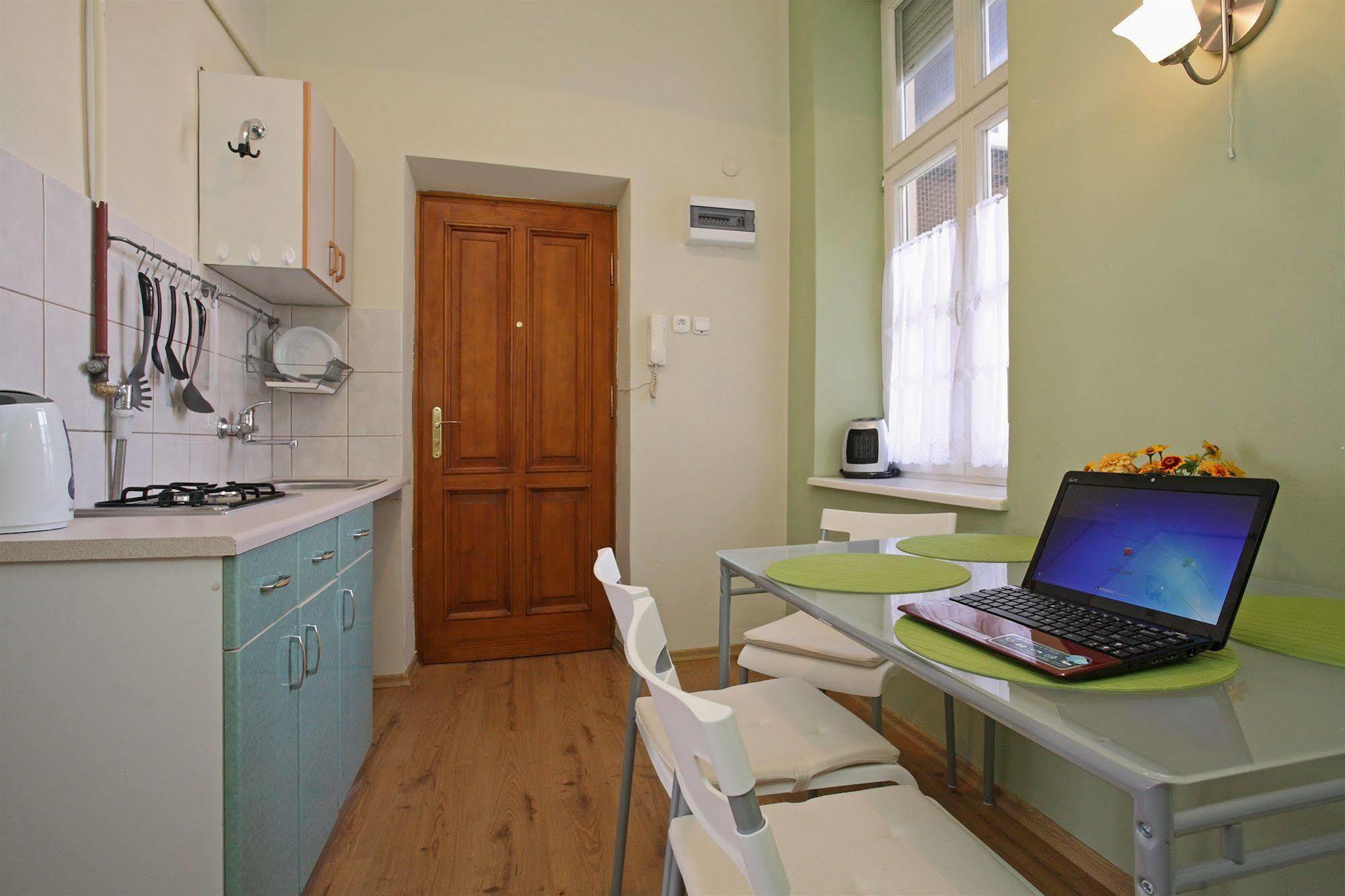 Enigma Hostel Krasków Εξωτερικό φωτογραφία